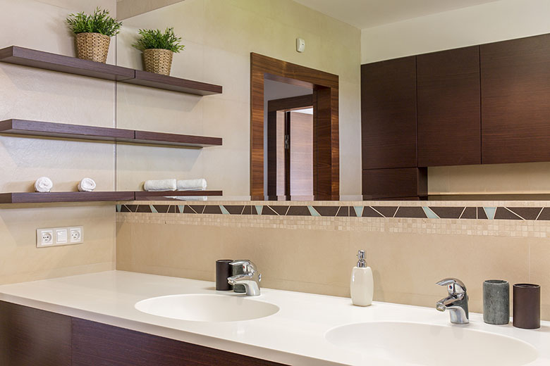 Construction et rénovation de salle de bain à Les Côteaux - Plomberie M-G SERVICE inc. à Les Côteaux
