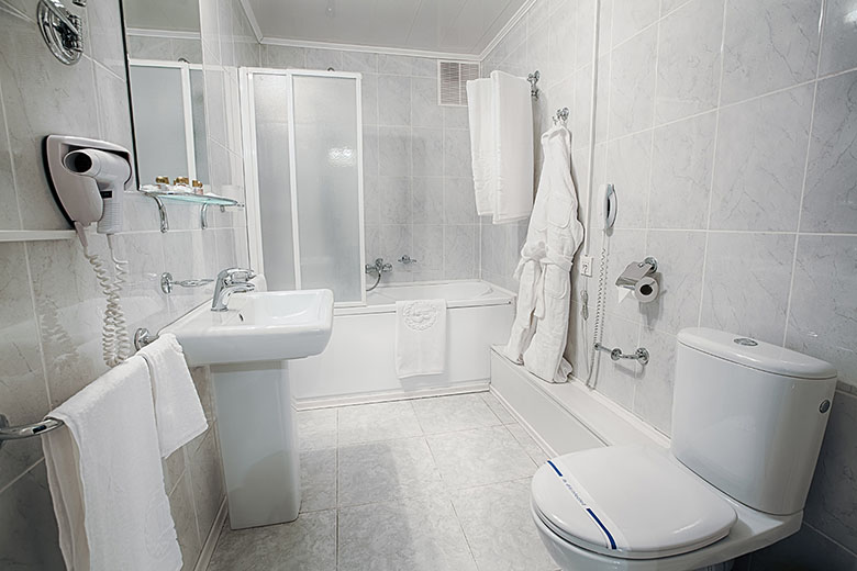 Construction et rénovation de salle de bain à Vaudreuil-Dorion - Plomberie M-G SERVICE inc. à Les Côteaux
